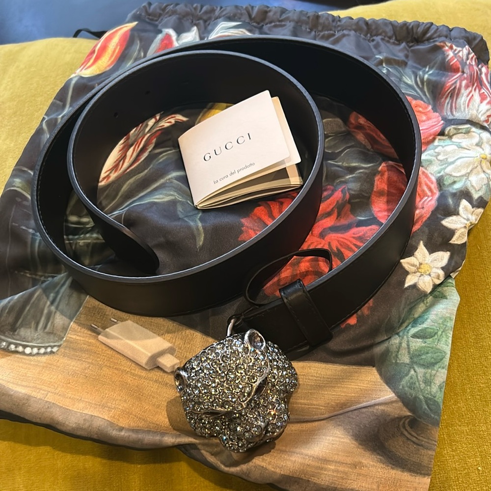 AUTHENTIC Gucci belt